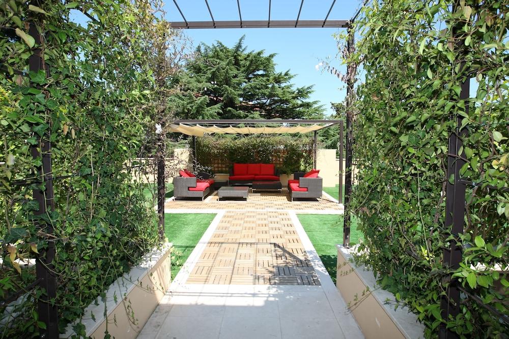 Unahotels Villa Dei Platani Foligno Dış mekan fotoğraf