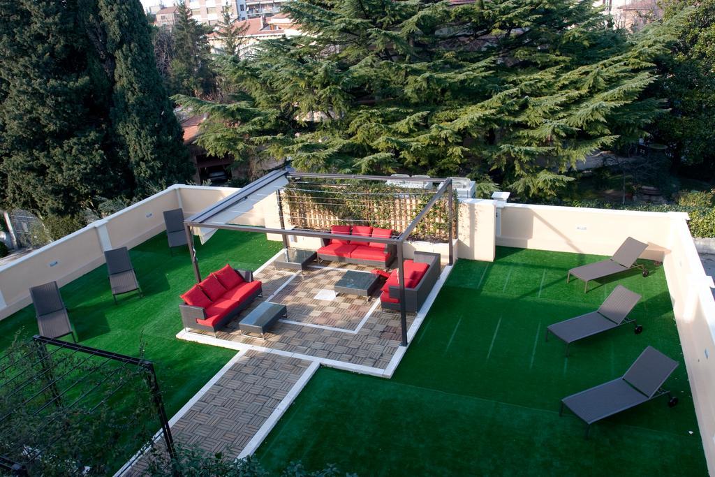Unahotels Villa Dei Platani Foligno Dış mekan fotoğraf