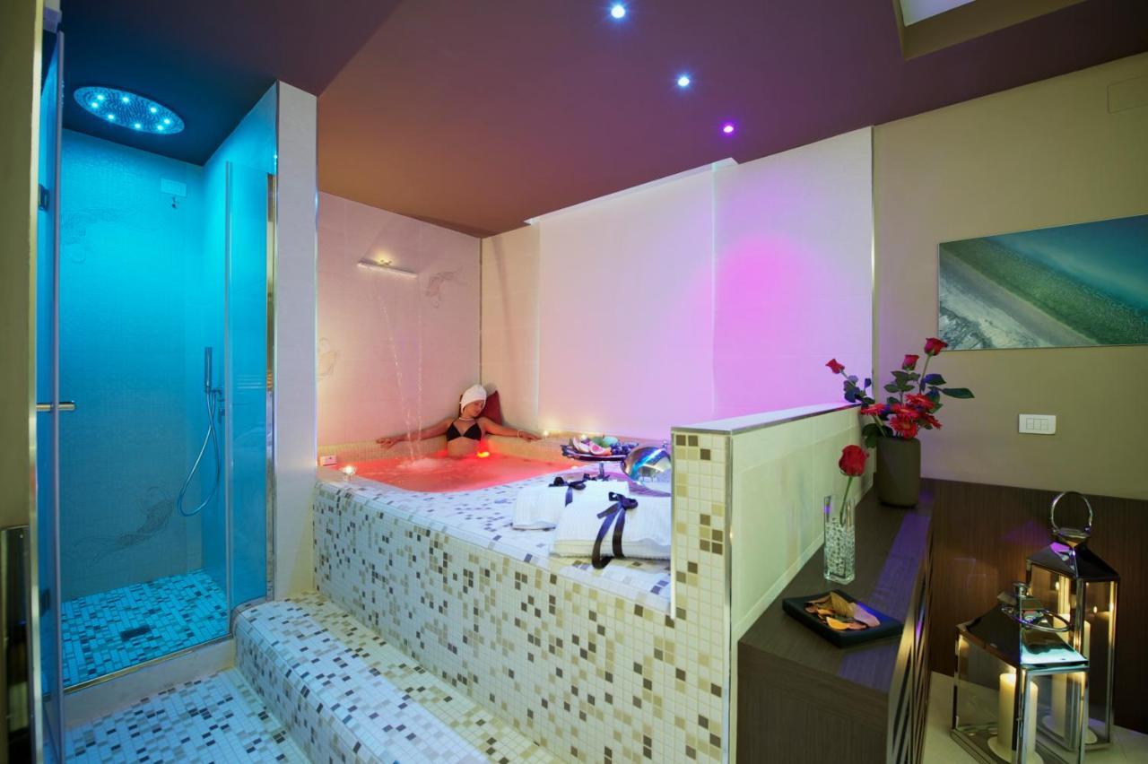 Unahotels Villa Dei Platani Foligno Dış mekan fotoğraf